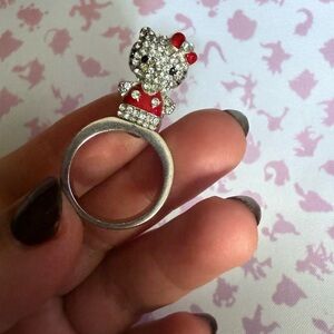 Hello kitty ring